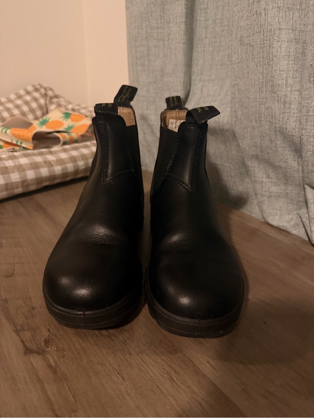 Blundstone Black Women's Chelsea Boot - Slip-On Leather